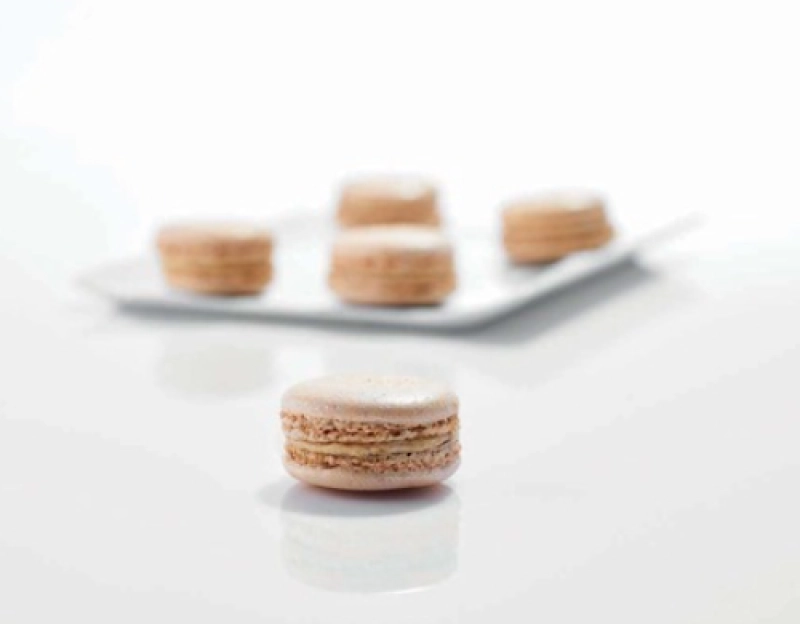 Image de la formule MACARON SALE TRUFFE BLANCHE NOISETTE *10